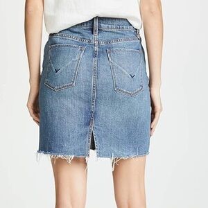 Hudson Jeans Lulu Medium Wash Denim Cut Off Frayed Hem Mini Denim Vroom Skirt 29